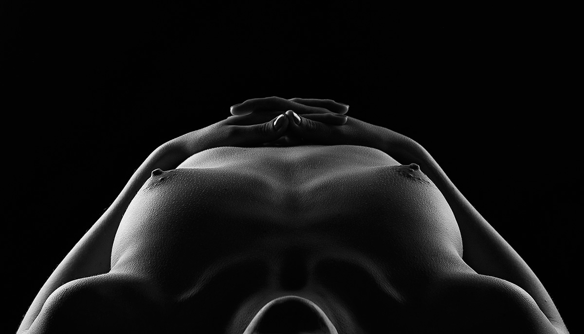 "... In allen Altersgruppen von Menschen auf dem Scheiterhaufen ..."