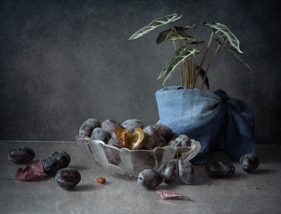 Pflaumen mit Alokaziya