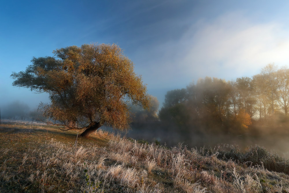 Erster Frost auf dem Fluss sind.