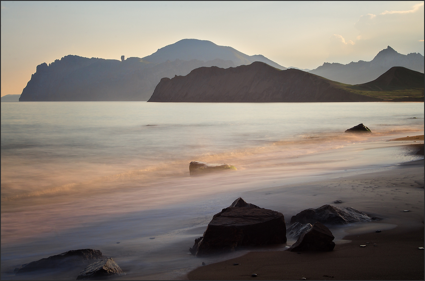 Frühling an der ruhigen Bucht