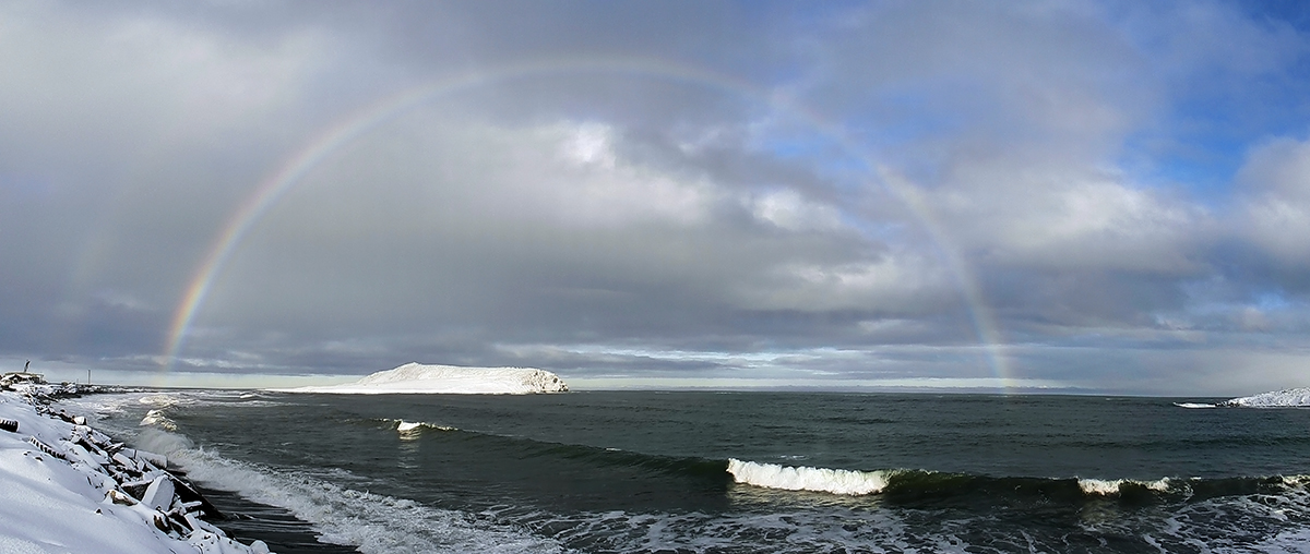 Chukotka. Regenbogen. Oktober
