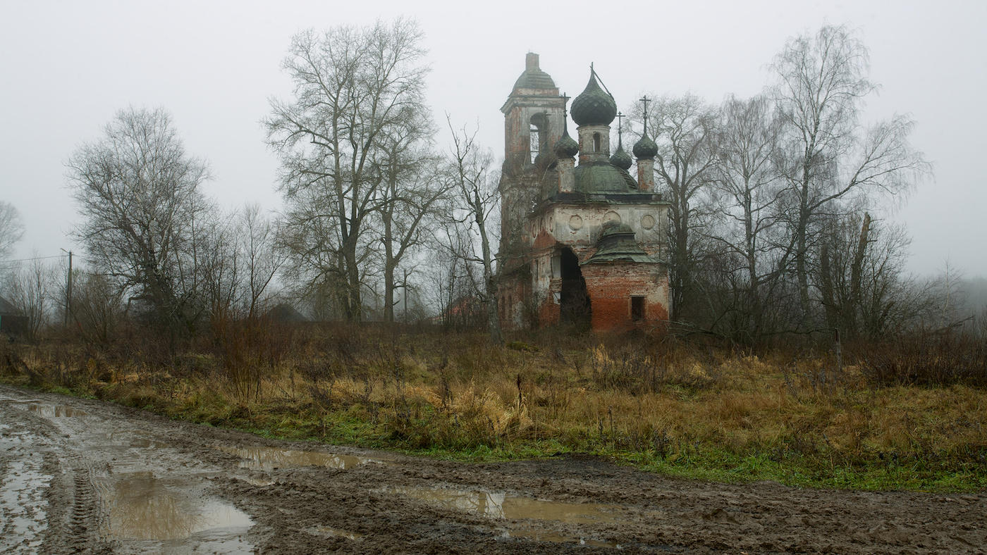 Das Dorf Stepantschikowo zanoyabrilo