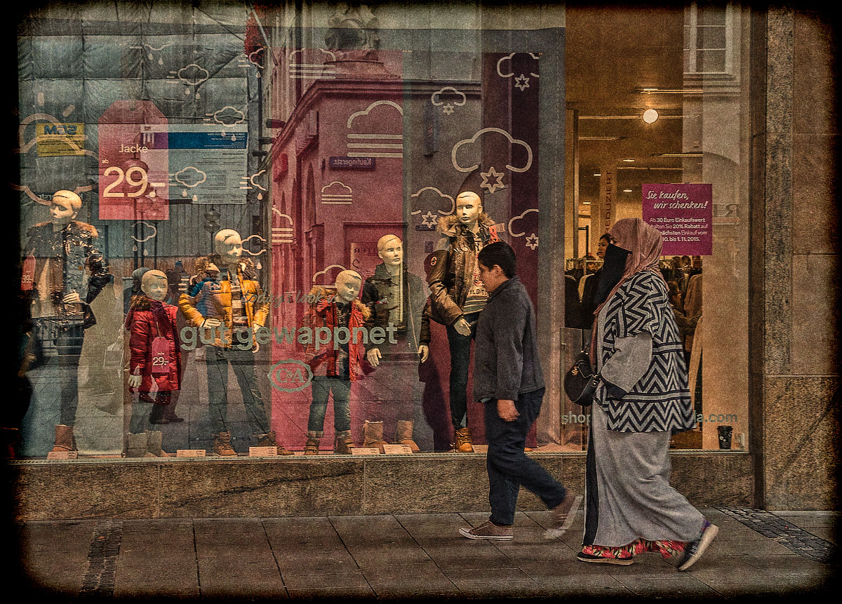 Sie gehen, und die Deutschen schien verzaubert .... .....