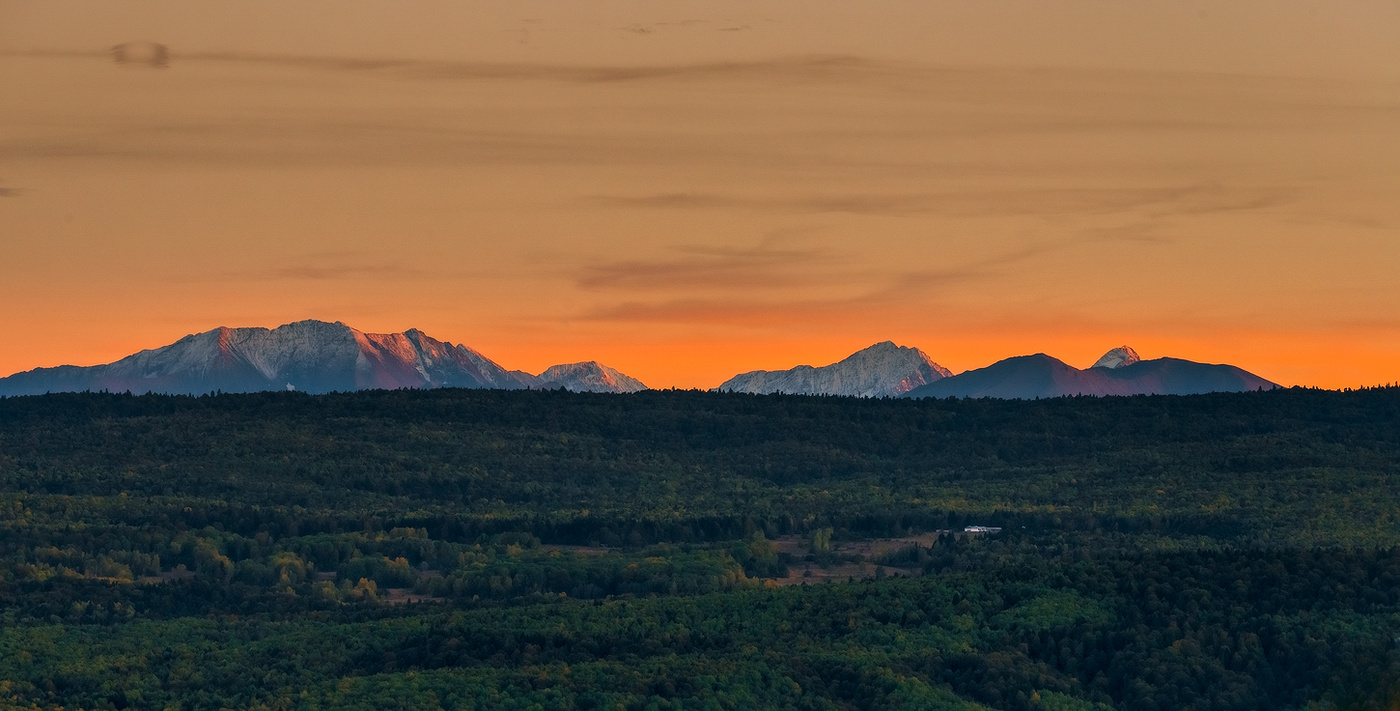 Autumn Sunset Mezmaiskaya Becken
