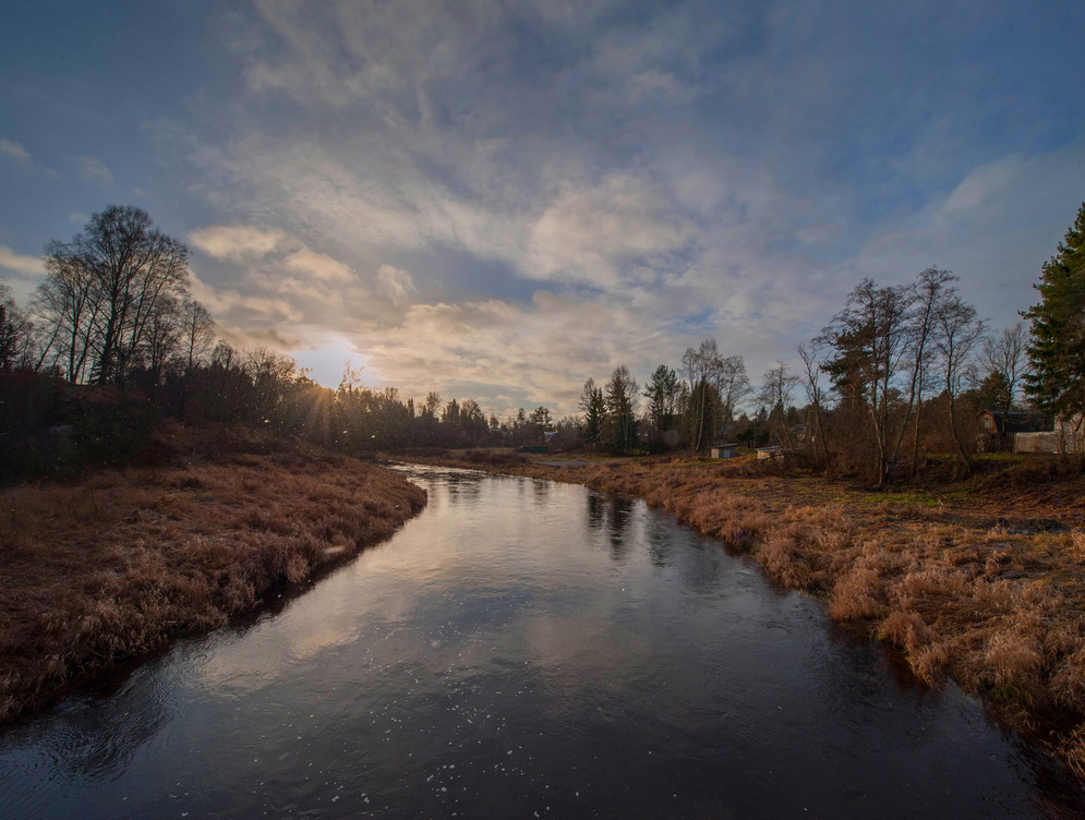 Über Schnee in der Sonne