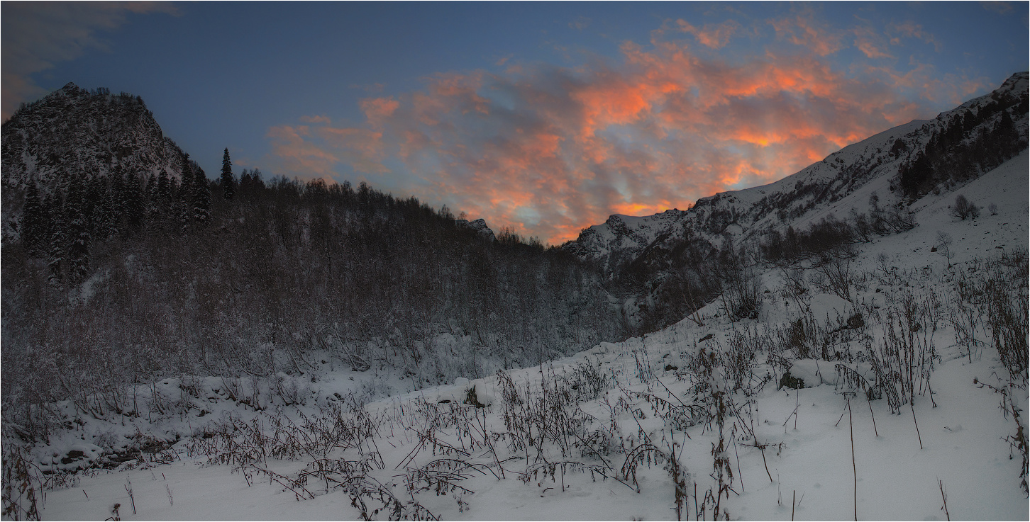 Schnee in den Bergen, Vanille in den Himmel