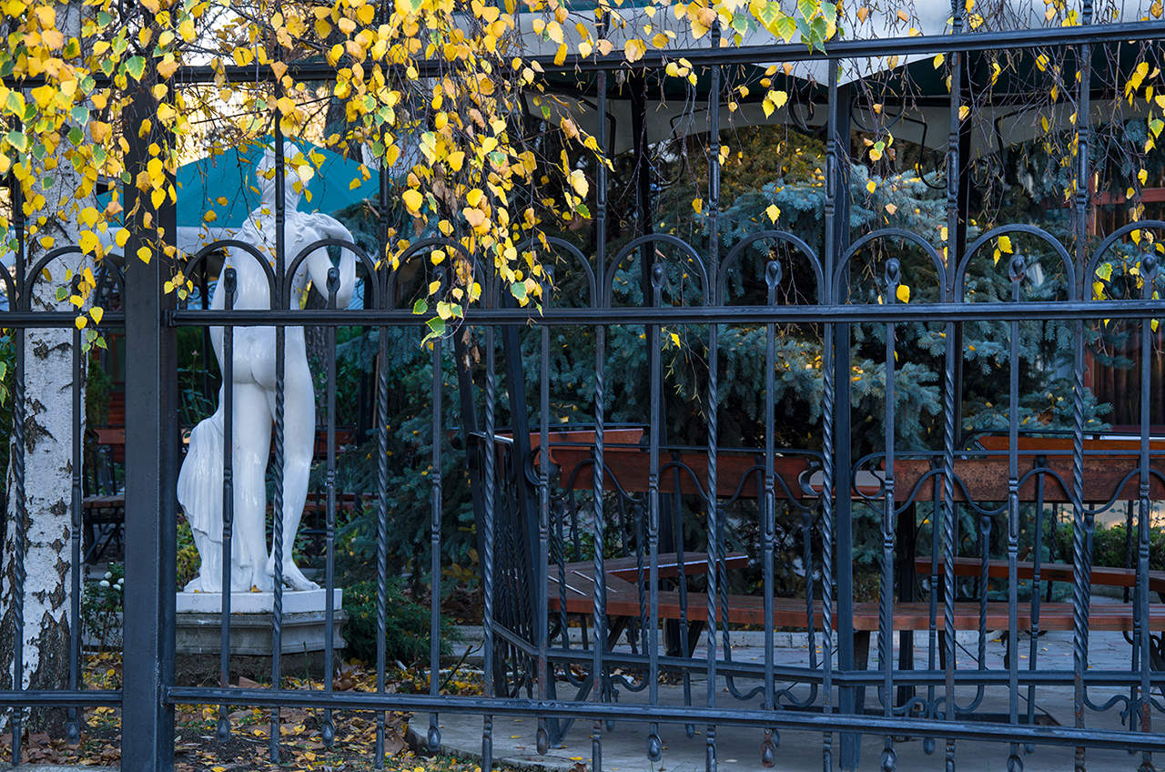 Nicht offensichtliche Bindung