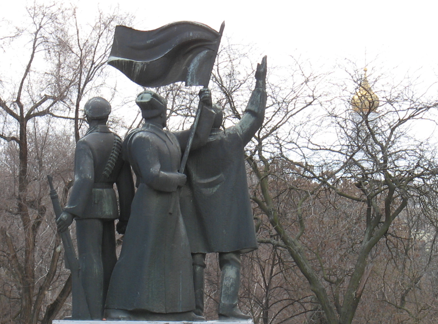 Nicht offensichtliche Bindung