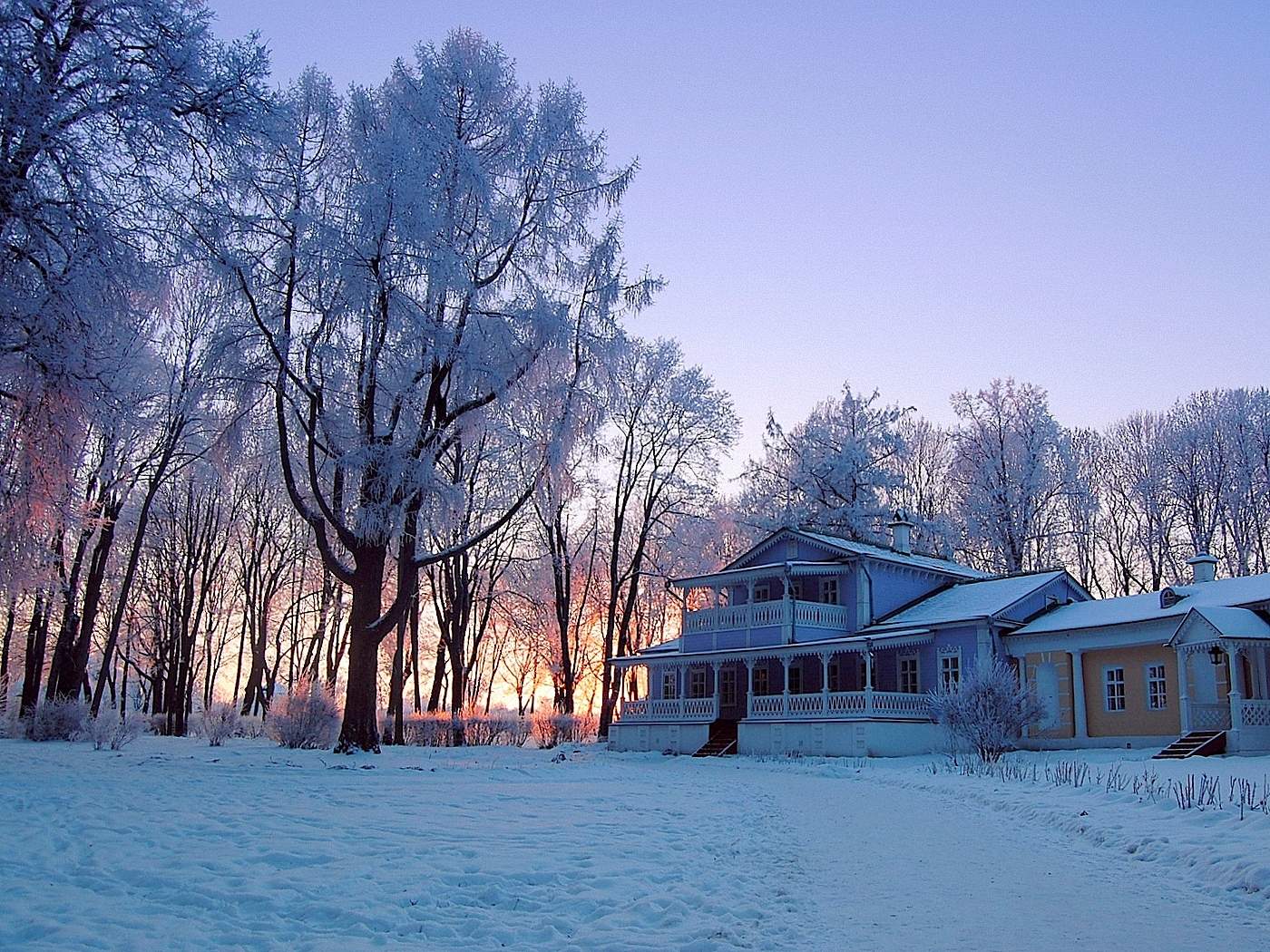 Eisiger Sonnenuntergang