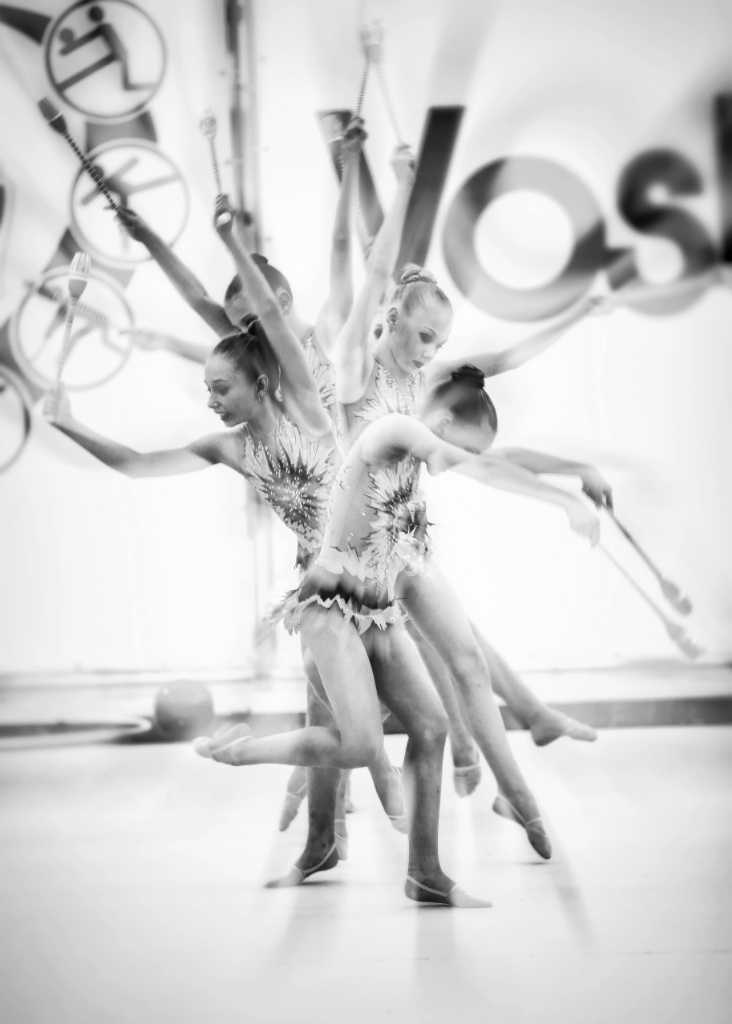 Lat. gratia - Schönheit, Charme, Anmut