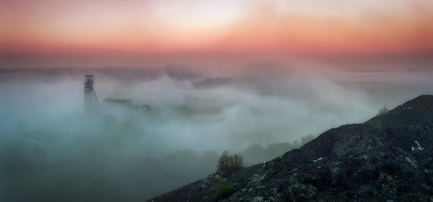 Dort, hinter dem Nebel - dem Krieg ...