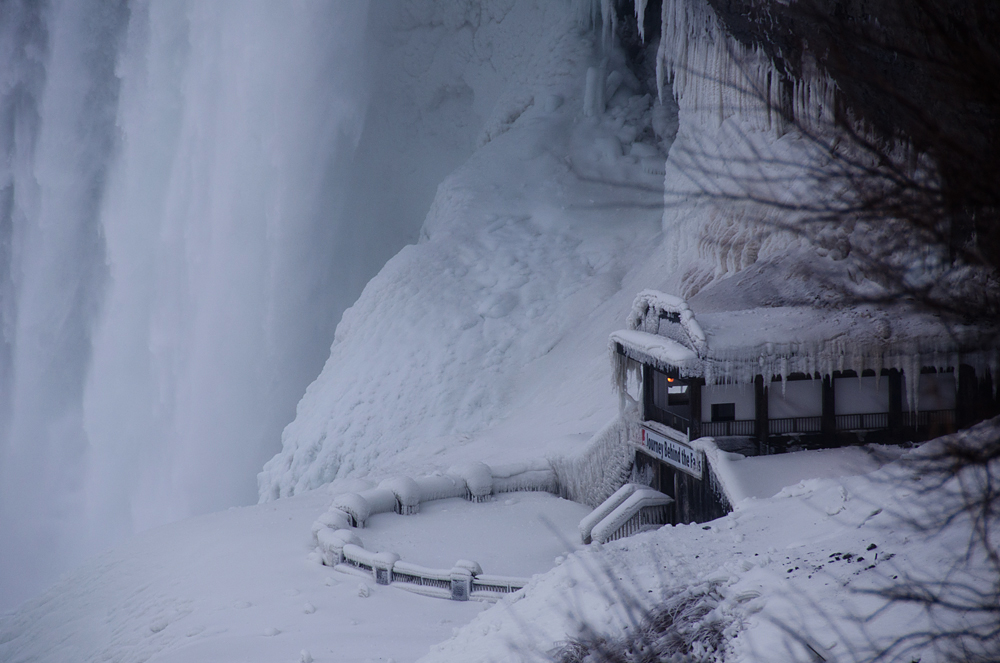 In Waiting Interessant ...