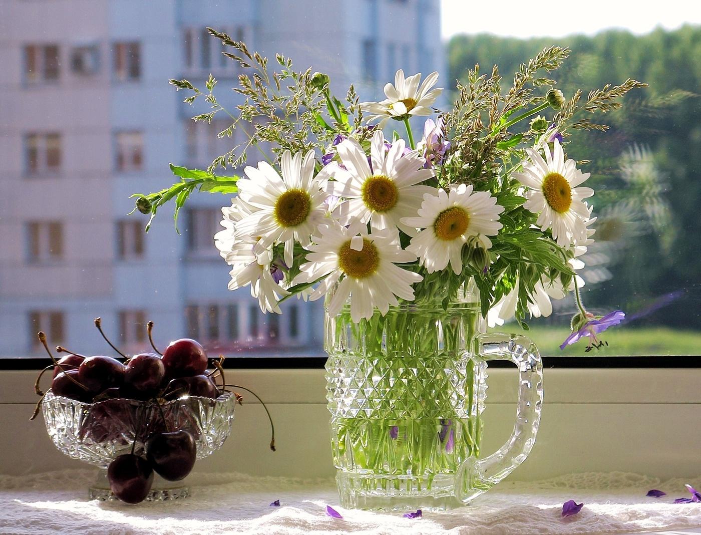 Geladenen Gästen im Sommer