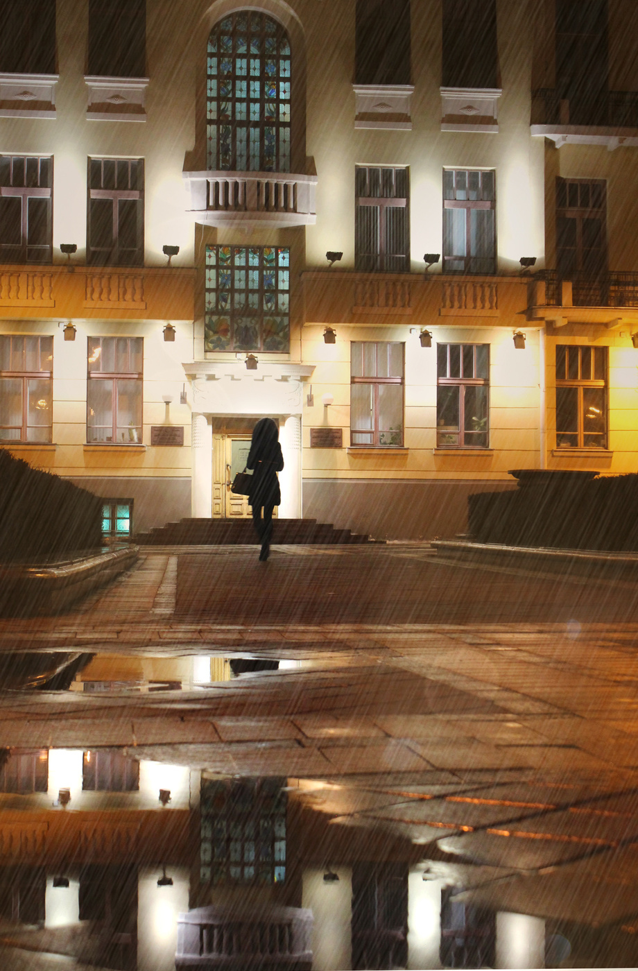 "Ich nenne gestrigen regen, lebte Tag ruhig verklungen .."
