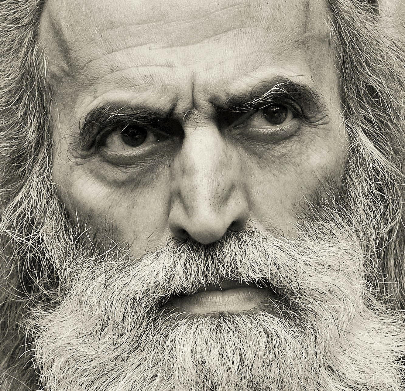 Fates niemand überleben kann ...