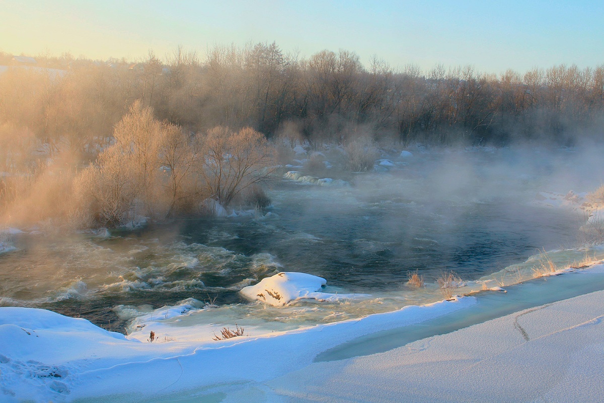 Der Morgen des einem sonnigen Tag.