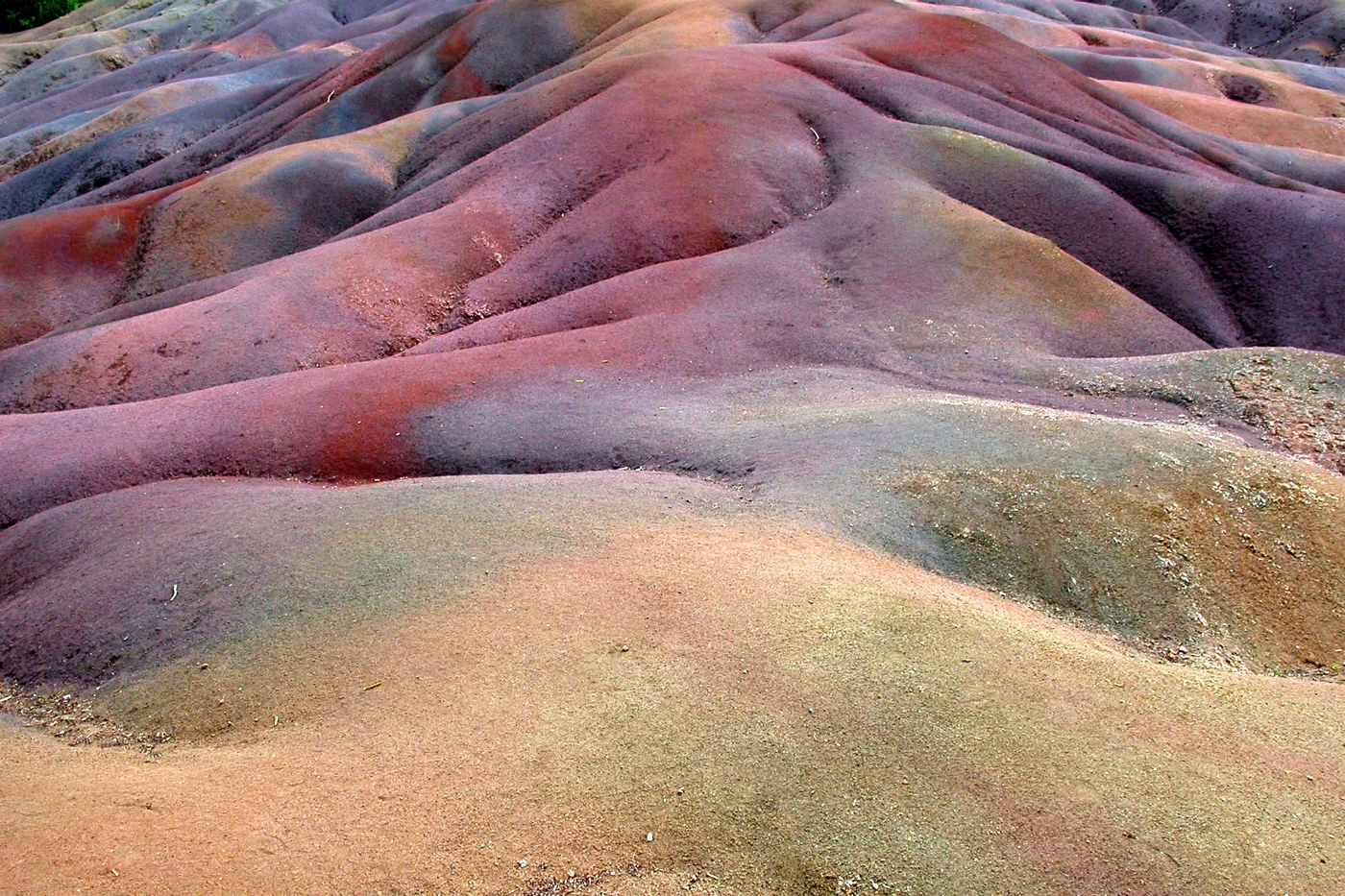 7 coloured earth