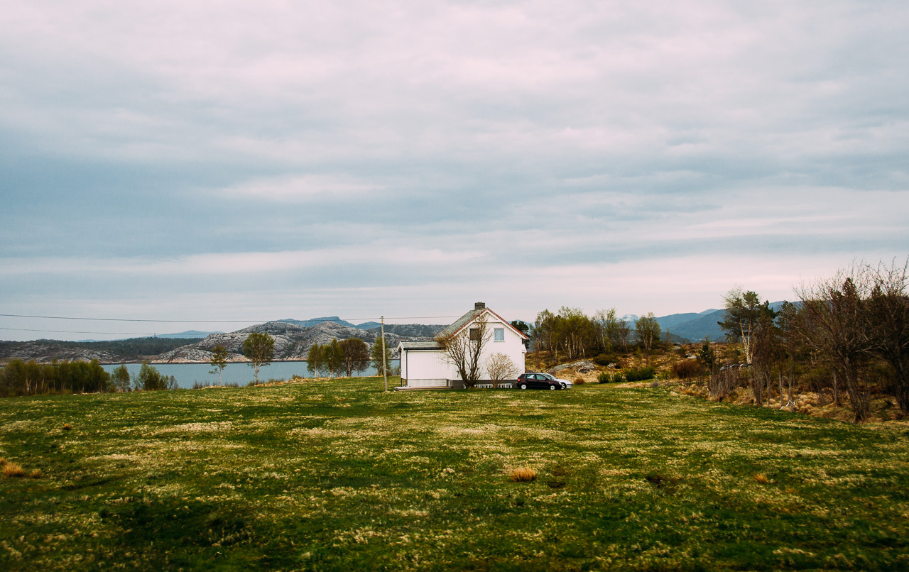 Mansion near Arctic road