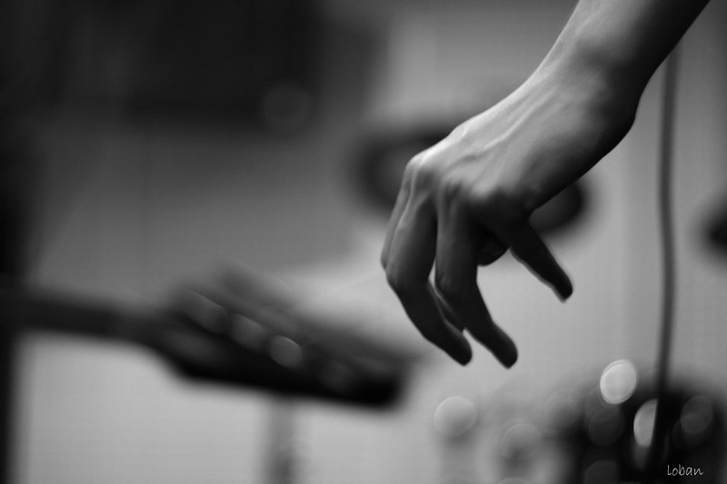 hand. power. rock-n-roll