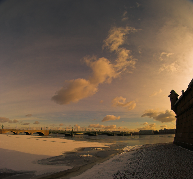 Gespräch und einem Goblin-Assistent ...