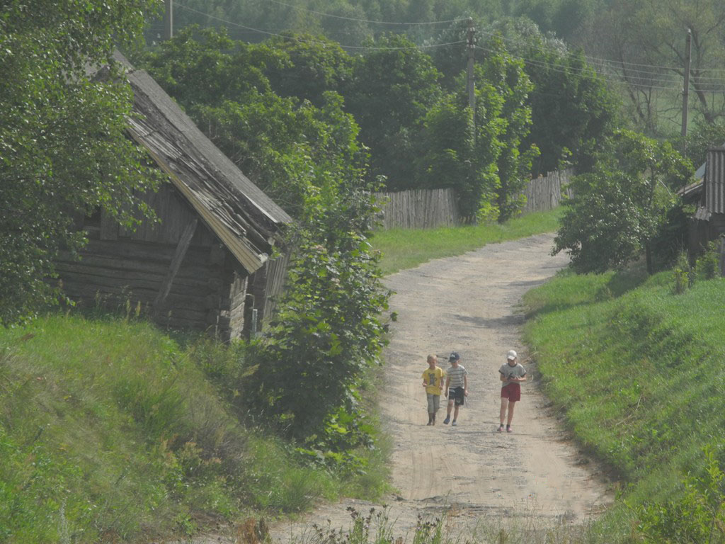 Gut im Dorf im Sommer