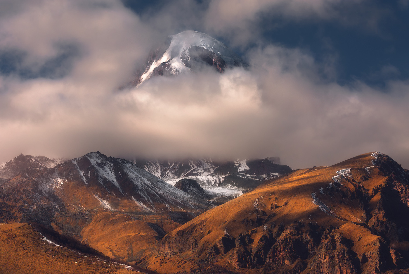Kazbek - 5,047 m.