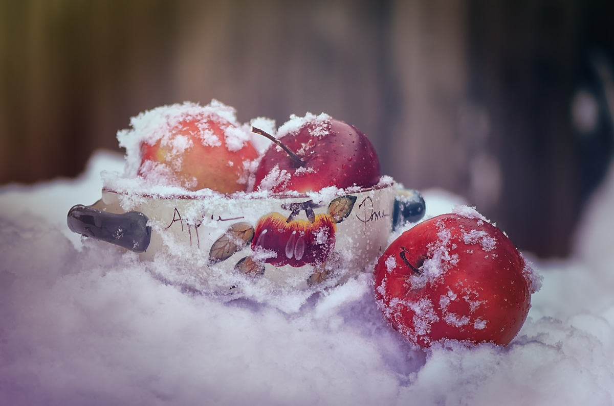 Apples im Schnee