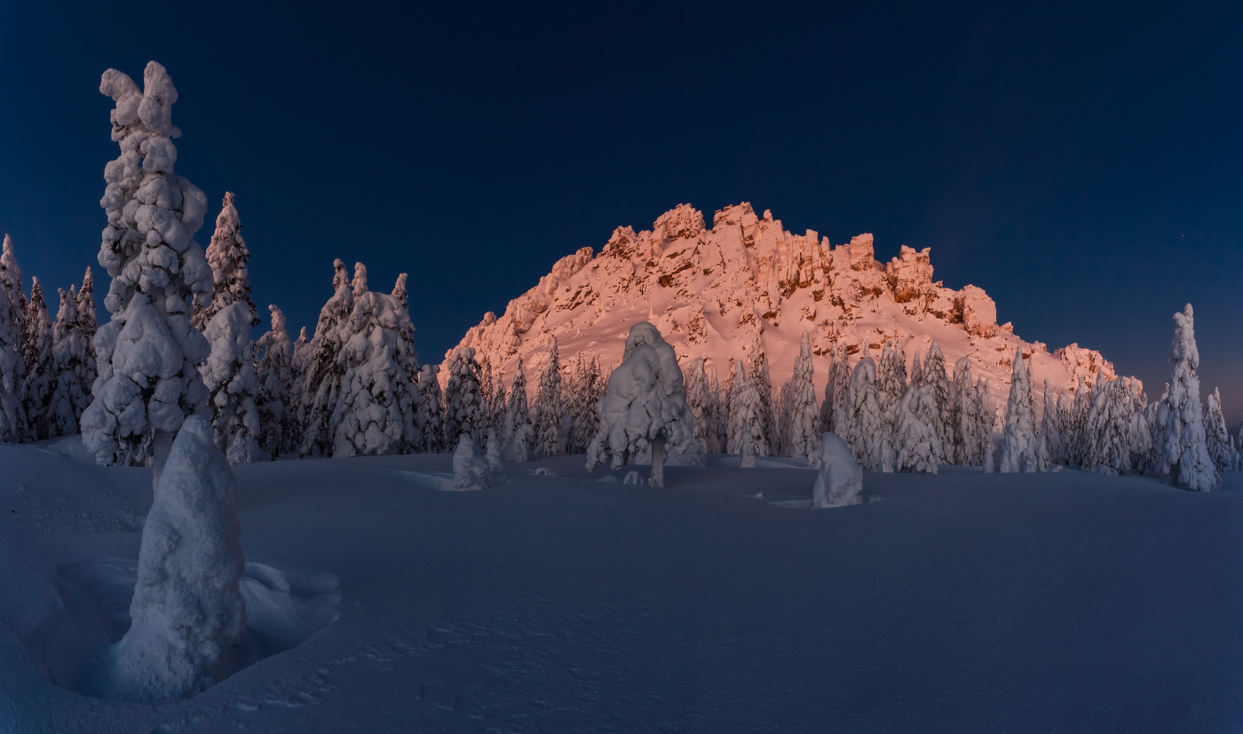 Eine Stunde vor der Morgendämmerung