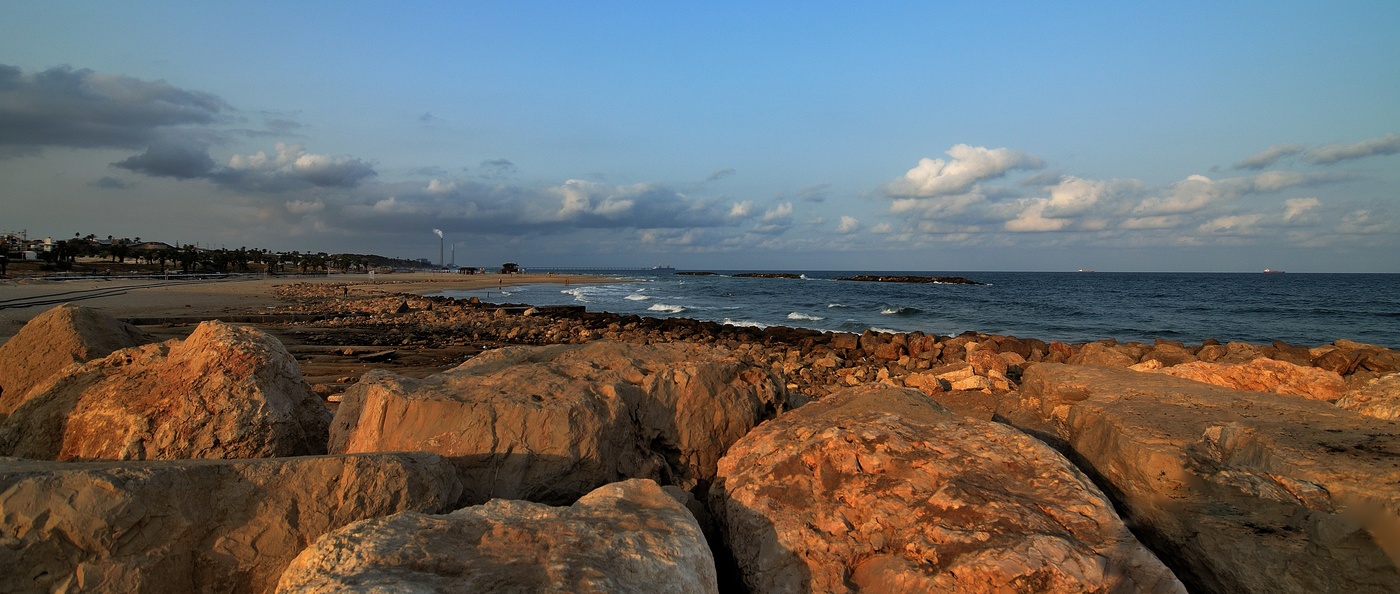Sonnenaufgang über dem Meer.