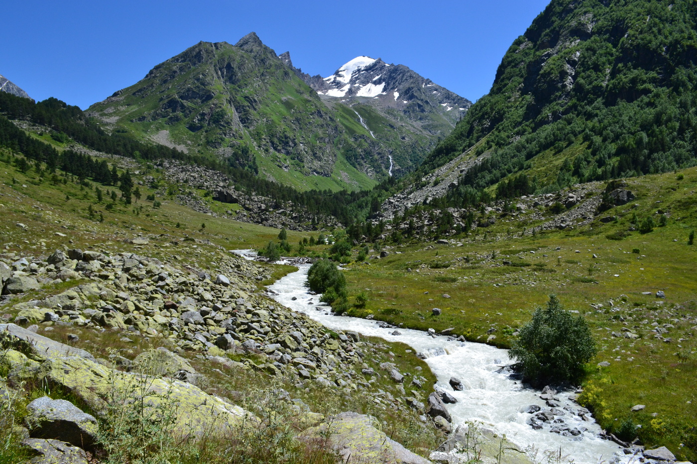 Flusstal. Ak-Rohr KCR