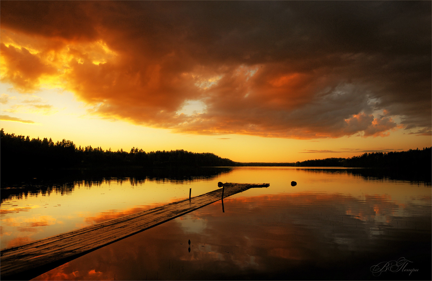 Sonnenuntergang nach dem Sturm
