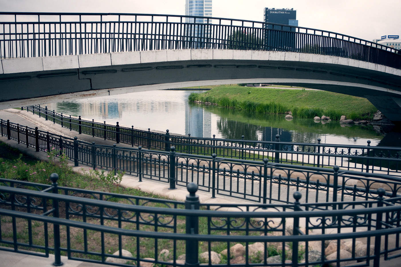 Die Brücke auf der Insel der Tränen