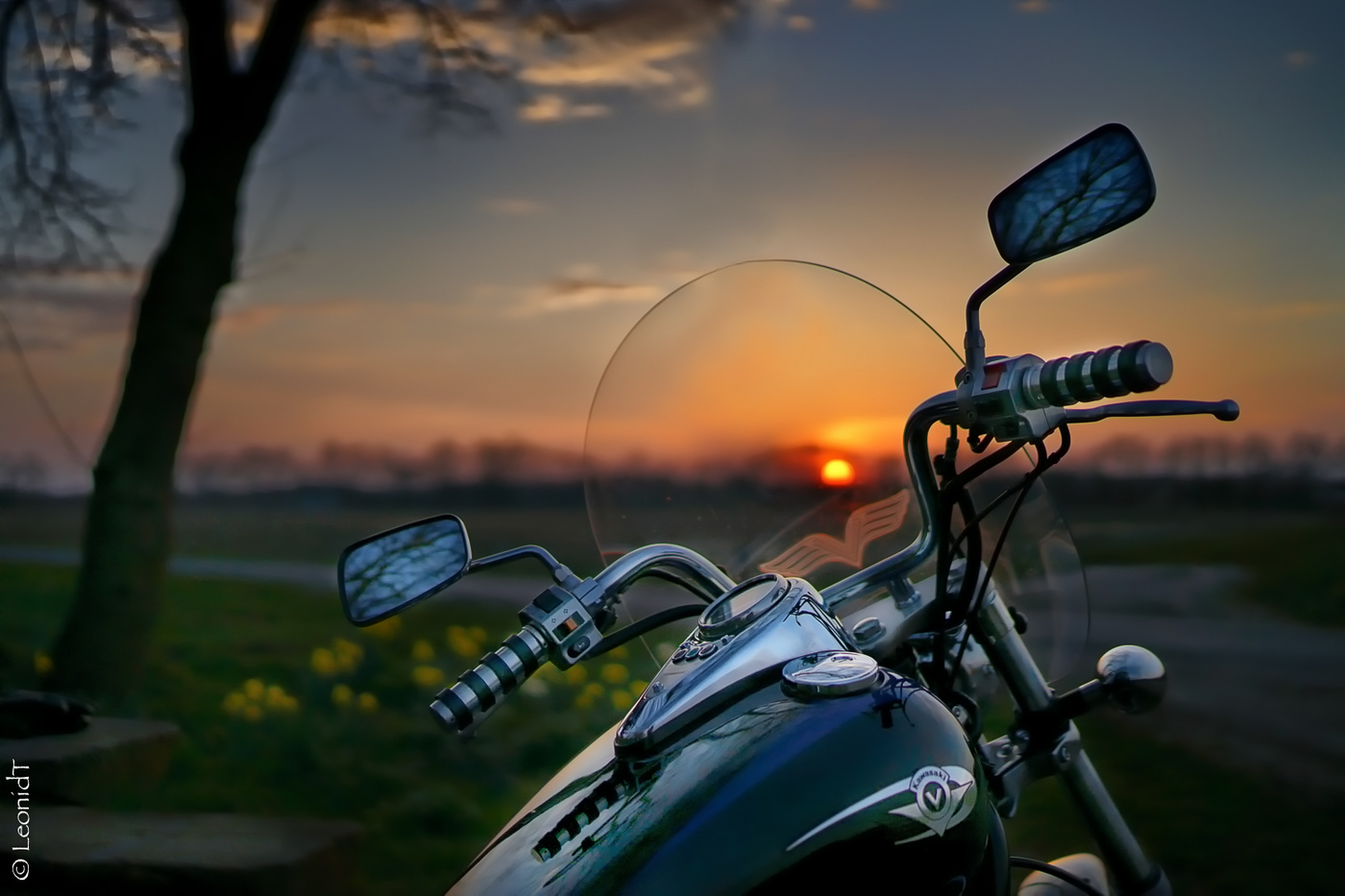 Der Weg in den Sonnenuntergang