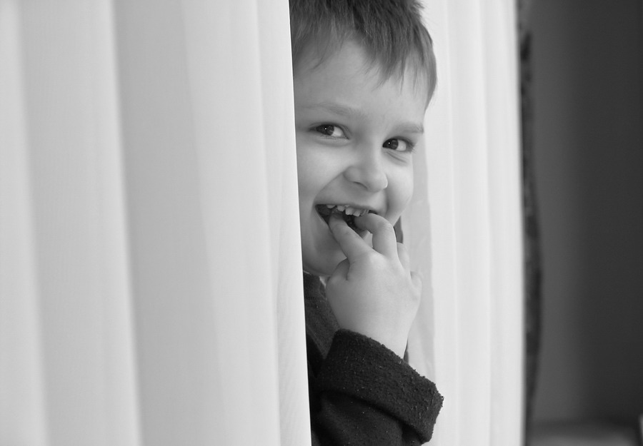 Was Nacht? - Ich esse Süßigkeiten hier!