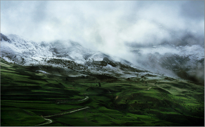 Nach Karmadon Droege ..