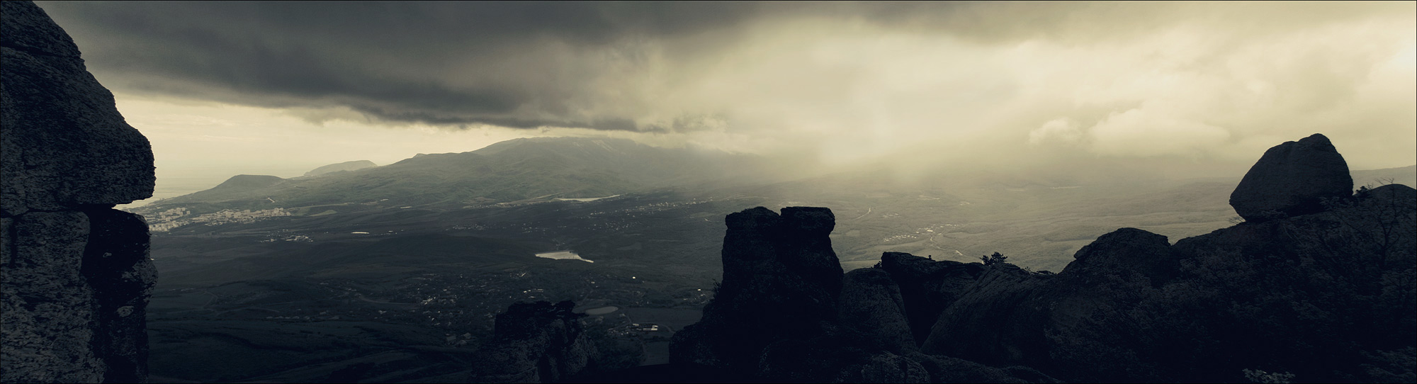 Schlechtes Wetter in der Nähe von Aluschta