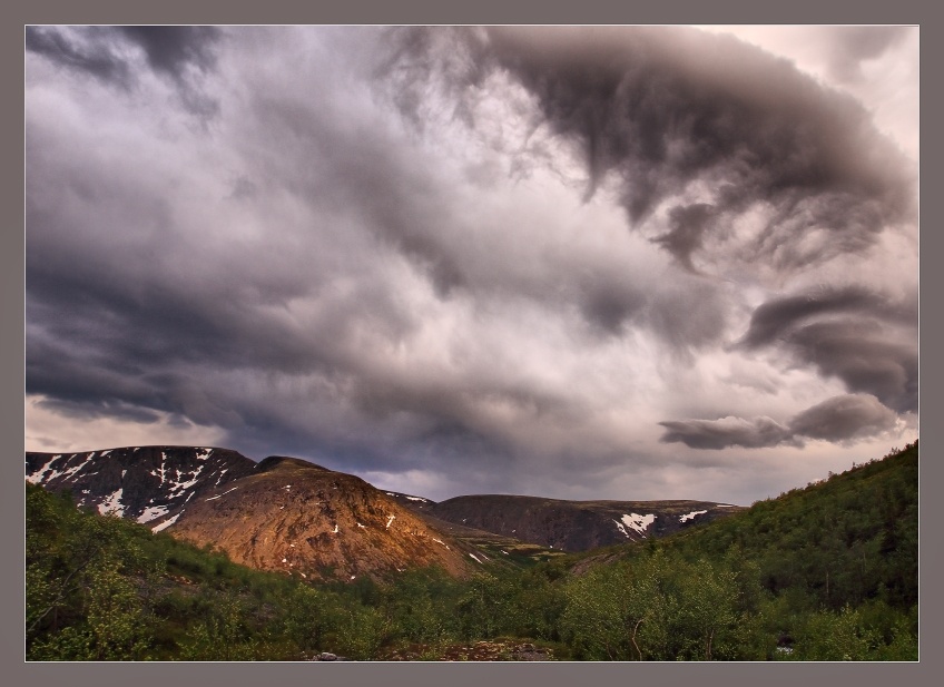 Das Drama des Wetters Hibinah ...