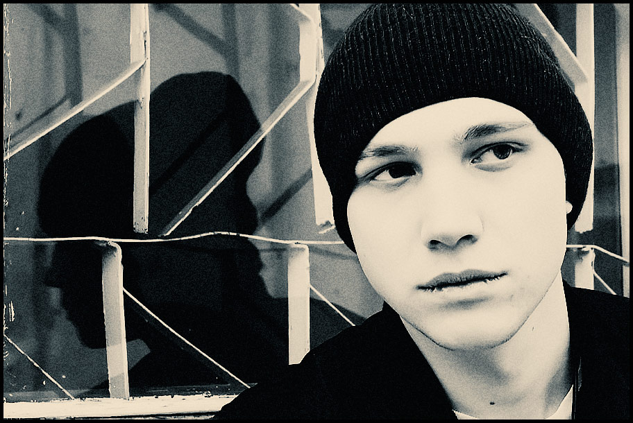 Risse an den Lippen der Wahrheit