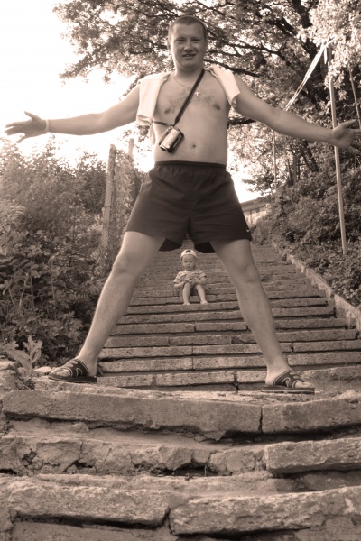 Freude zwischen ihren Beinen