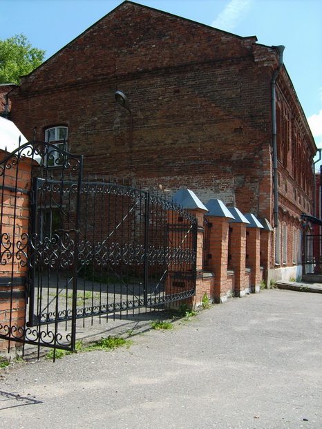 Gates in devnost