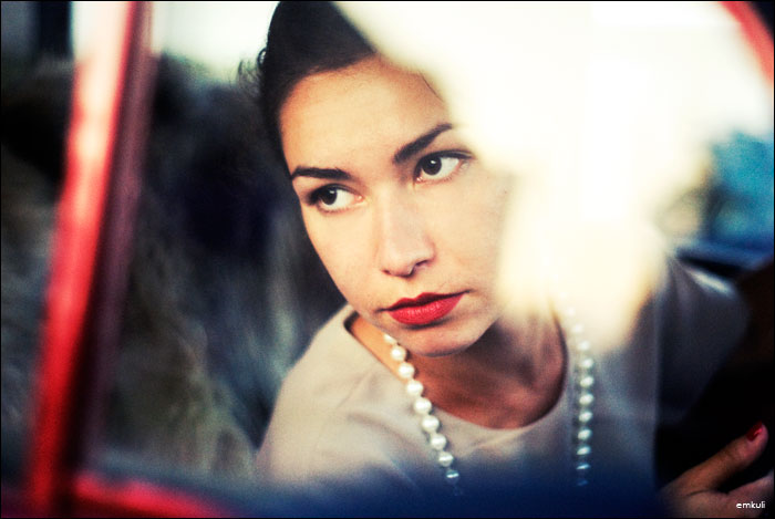 Lilia Alexandrowna und Auto