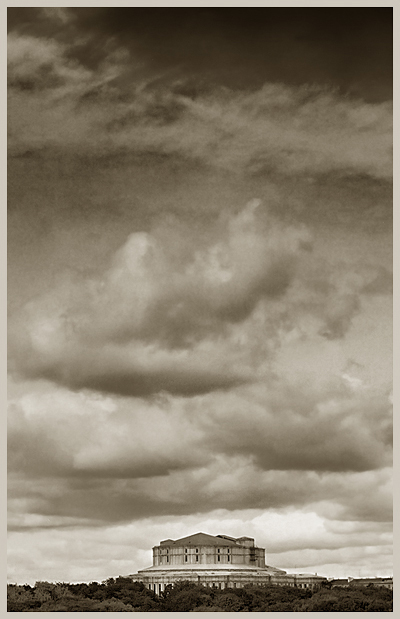 Edakii langsam und düster bis das Theater rostuschy.