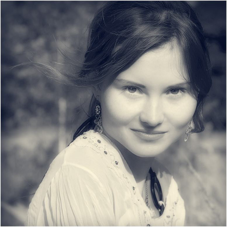 ◄ E l i z a b e t h ►