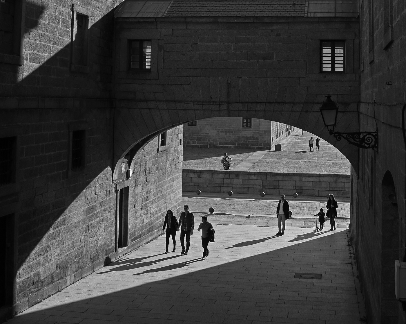 während langen Schatten