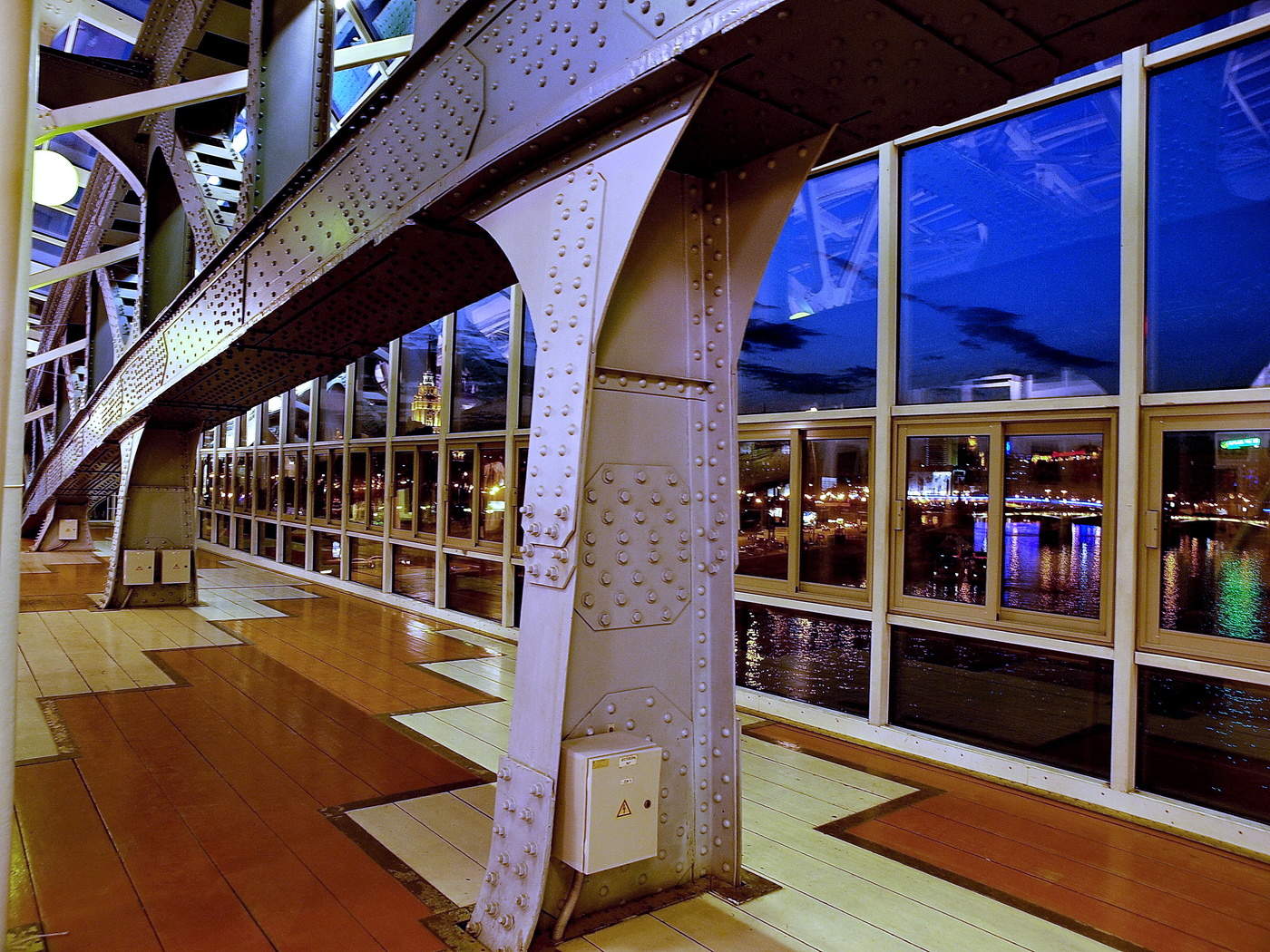 Quadratisch Stimmung