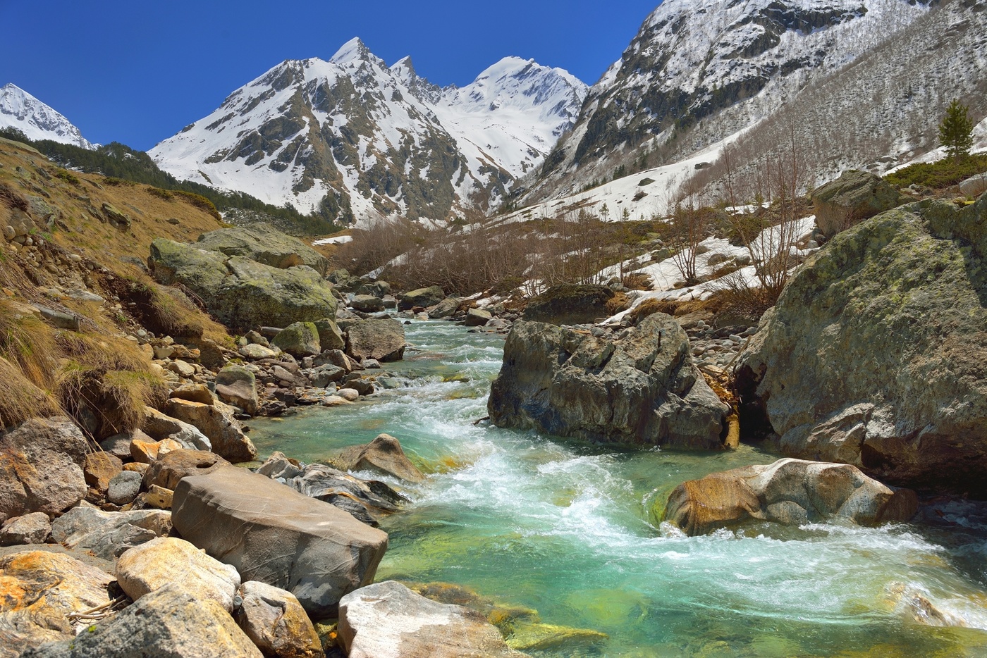 Frühling in den Bergen