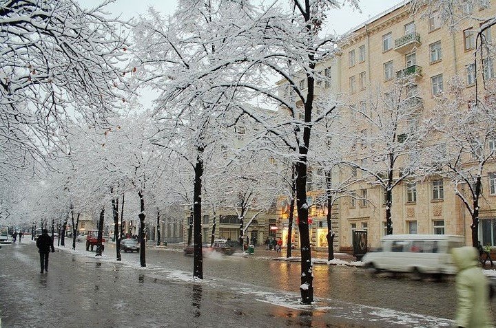 Schnee und die Stadt