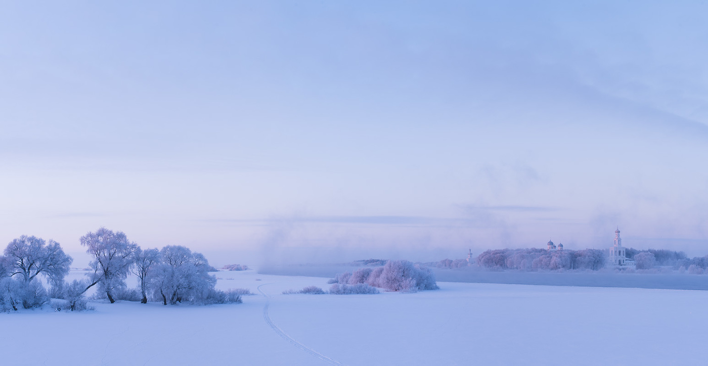 A tusk of boar with dwarfish awe