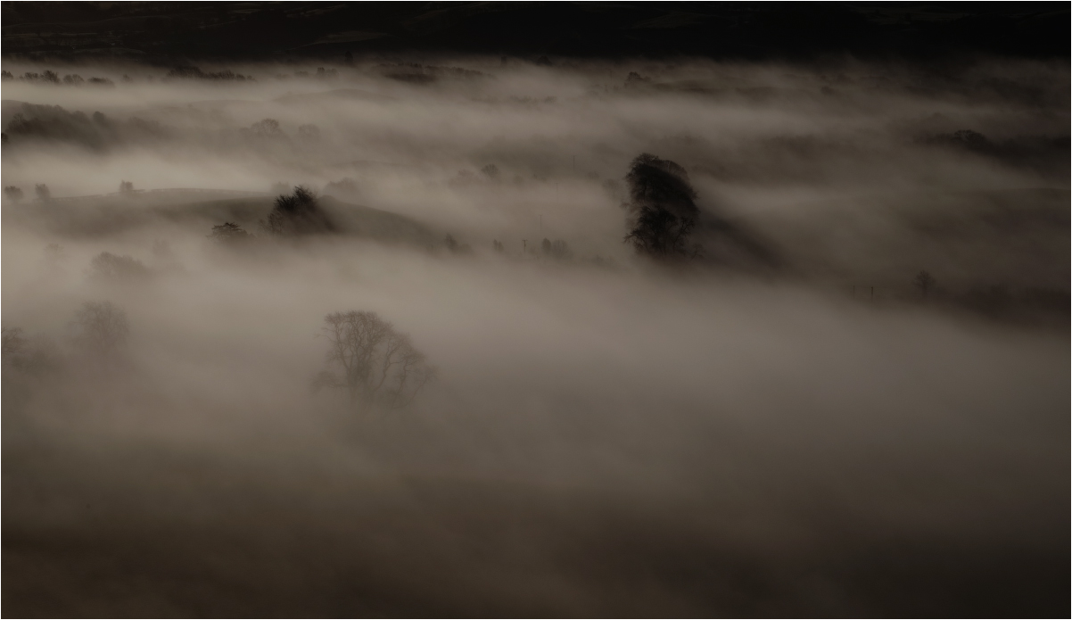 Unter den Abdeckungen ......