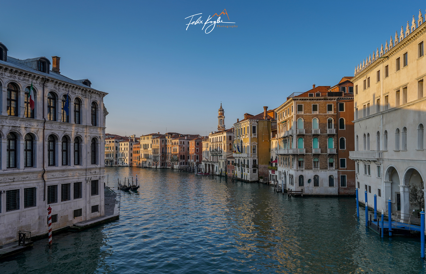 "Ein Abend am Canale Grande in Venedig"